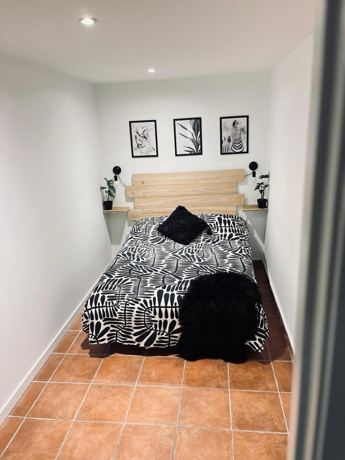 Apartamento Pueblo Evita Apartment เบนัลมาเดนา ภายนอก รูปภาพ